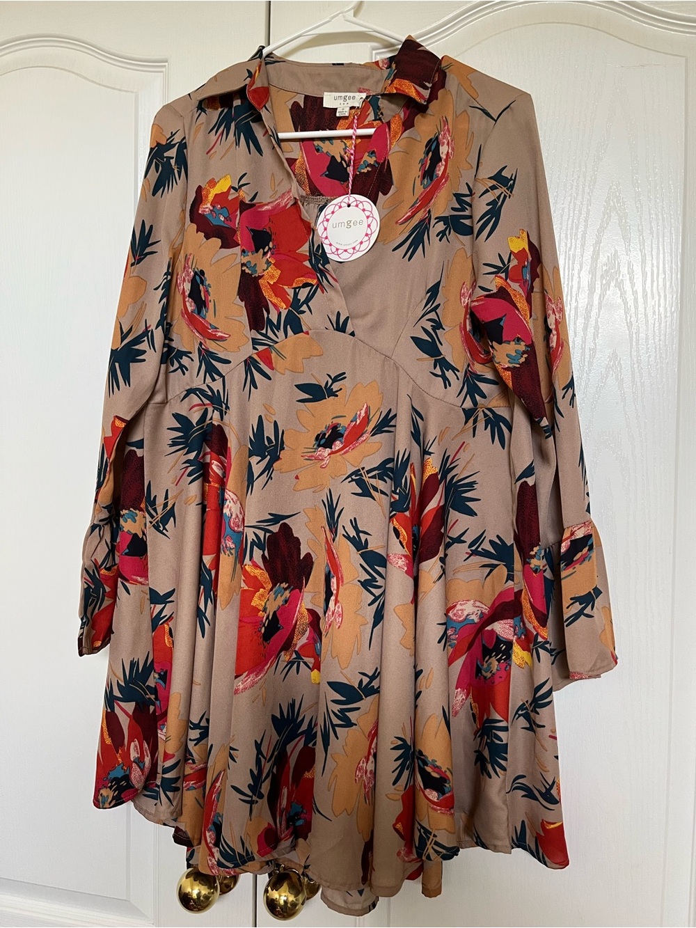 Umgee Floral V-Neck Mini Dress in Blush Peach with Red & Orange Blooms